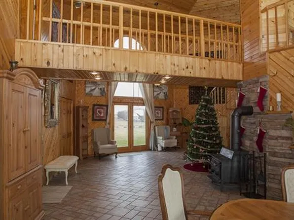 155 Walnut Road, Platteville, WI 53818
