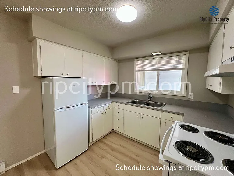 21723 SE Alder Dr #5 — Photo 4