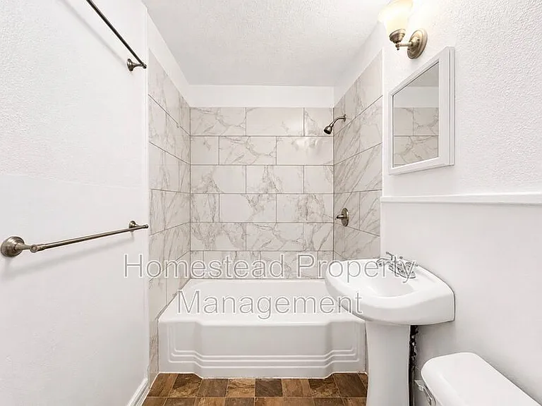1709 N Page Ave — Photo 8
