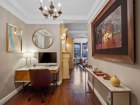 3rd image of 41 W 72nd St APT 6F