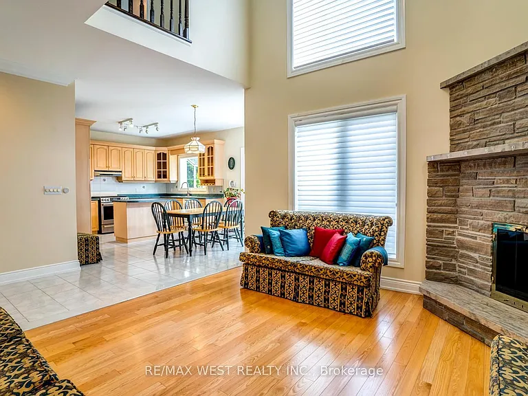 229 Baker Ave — Photo 11