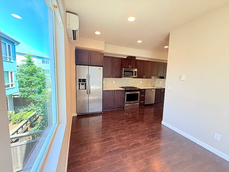 3629 Courtland Pl S #C — Photo 5