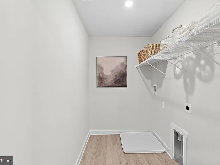 19 Elmiraj Ct — Photo 12