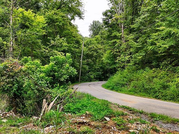 3rd image of Sulphur Creek Rd