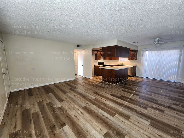 709 Deseret Way — Photo 8