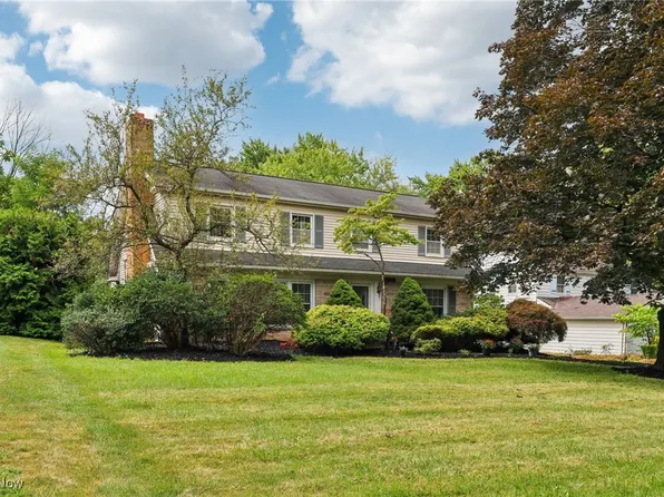 21142 S Woodland Rd, Shaker Heights, OH 44122