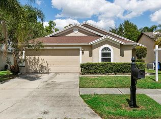 1703 Elk Spring Dr, Brandon, FL 33511