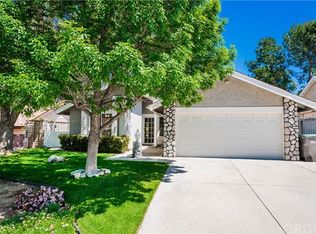 27536 Pamplico Dr, Santa Clarita, CA 91354