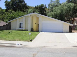 1118 Fuchsia Ln, Santa Paula, CA 93060