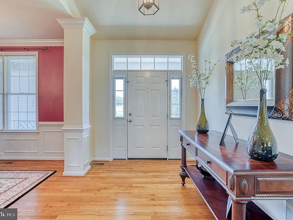 2nd image of 19272 Windsong Ct