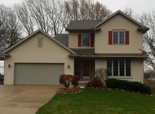 2271 Hilltop Dr, Green Bay, WI 54313