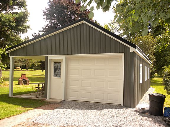 2.5 car garage