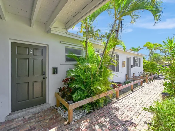 1617 SE 4th Street, Deerfield Beach, FL 33441