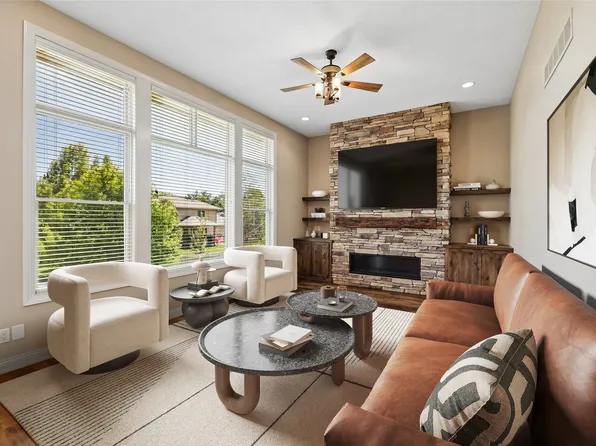 4019 139th St, Urbandale, IA 50323