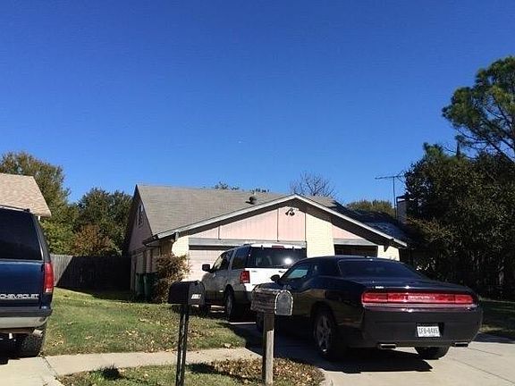 2nd image of 807 Salem Trl