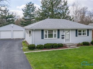 882 Cherry St, Perrysburg, OH