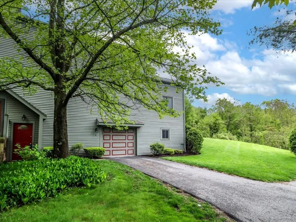 6 Pond View Drive #6, Brookfield, CT 06804