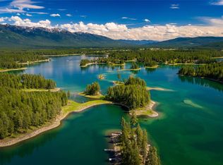 1412 Spill Lake Rd, Bigfork, MT 59911