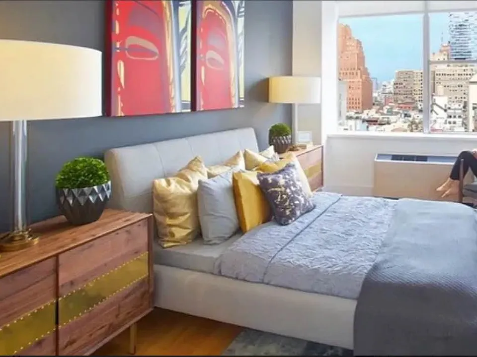 53 Park Pl #2H