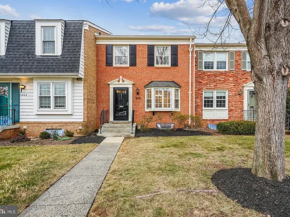 1605 Dunterry Pl, Mc Lean, VA 22101