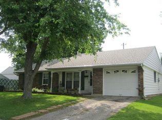 1827 Atkinson Dr, Xenia, OH 45385