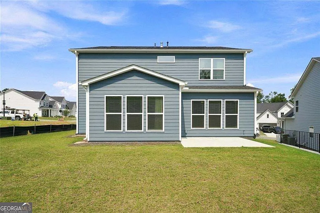 3 bed, 2.5 bath, 2444 sqft, $2,500 — Photo 3