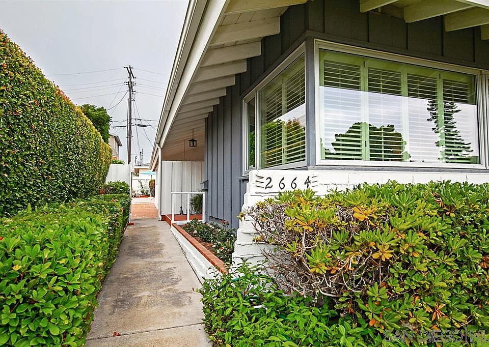 1st image of 2664 Narcissus Dr
