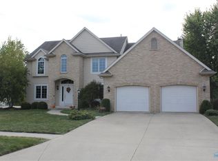 1710 Stonemore Dr, Defiance, OH