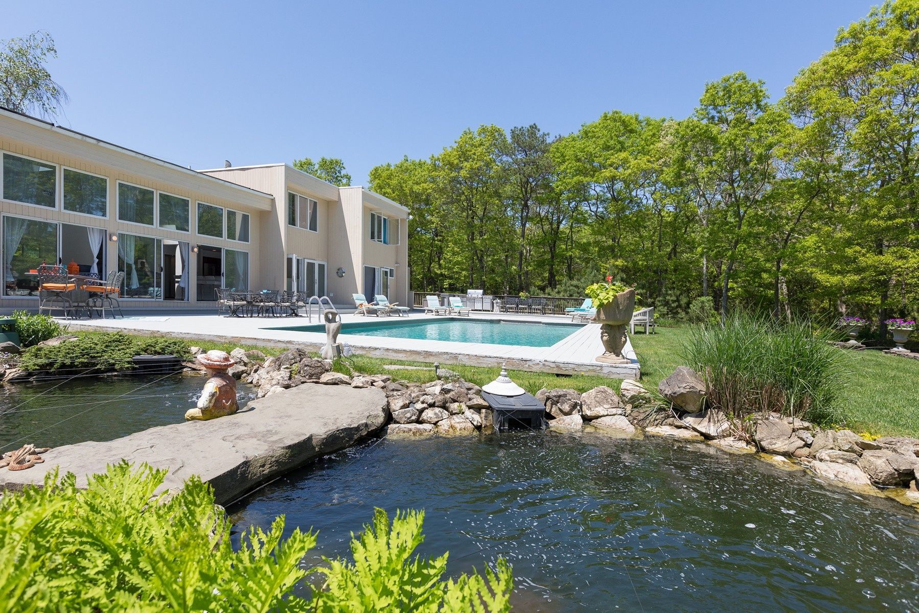 13 Fox Hollow Rd in East Quogue Out East