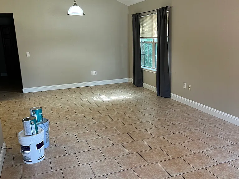214 Bluebird Ln — Photo 4