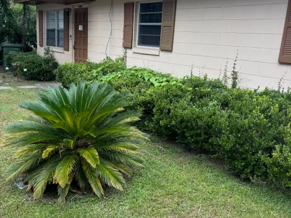 111 N Moss St APT B, Leesburg, FL 34748