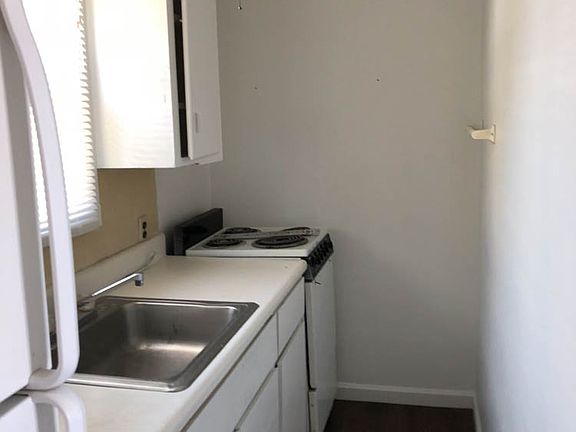 5th image of 13615 E Trent Ave APT 11