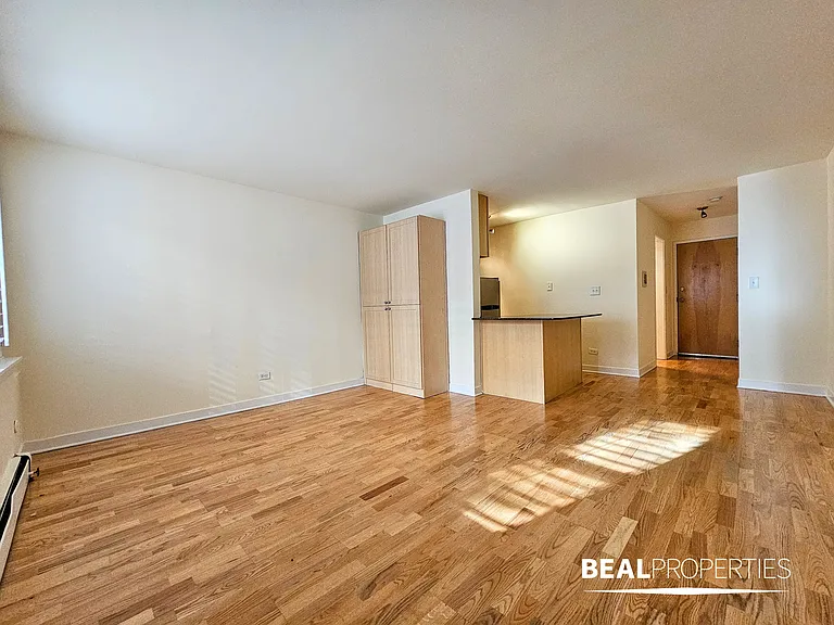 625 W Wrightwood — Photo 12