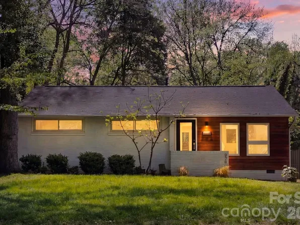 820 Manhasset Rd, Charlotte, NC 28209