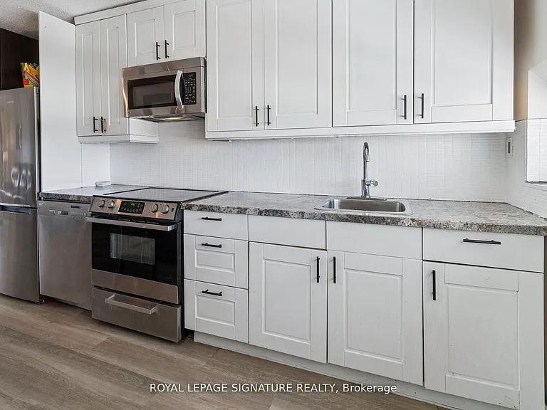 4645 Jane St #720 — Photo 9