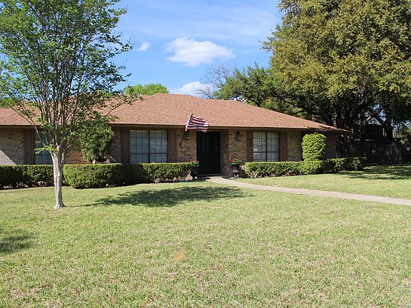 2nd image of 408 Mulberry