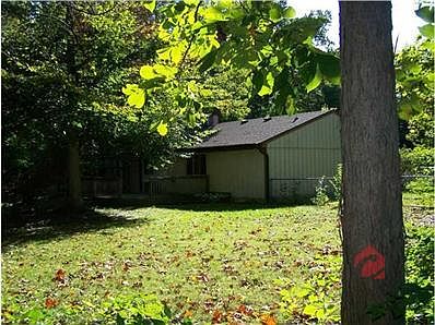 2nd image of 8168 Ashwood Ct