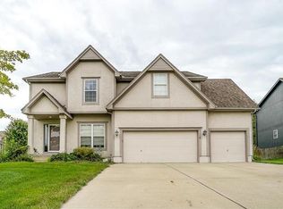 1001 SW Blazing Star Dr, Lees Summit, MO 64081