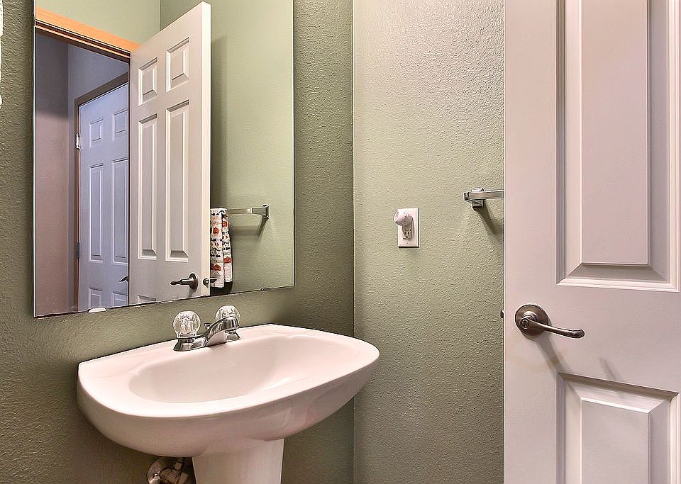 2594 Mitchell Ave Dupont WA Zillow