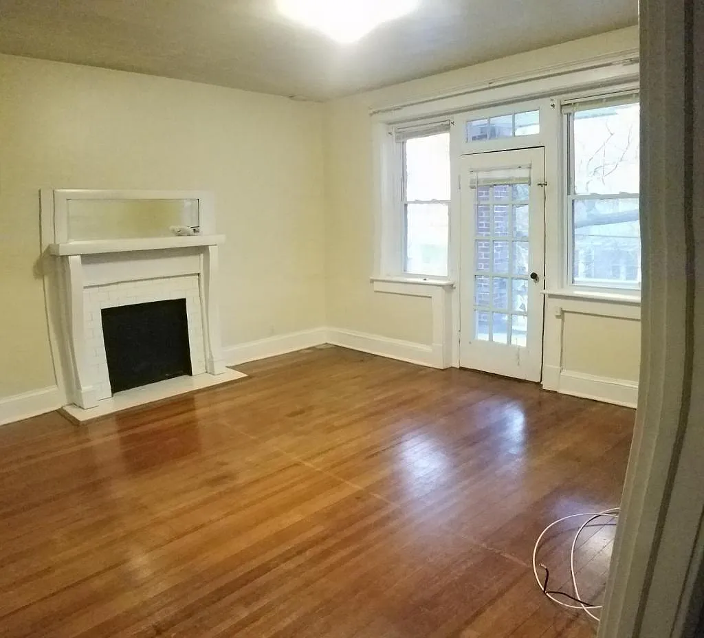 1009 Brandon Ave. — Photo 2