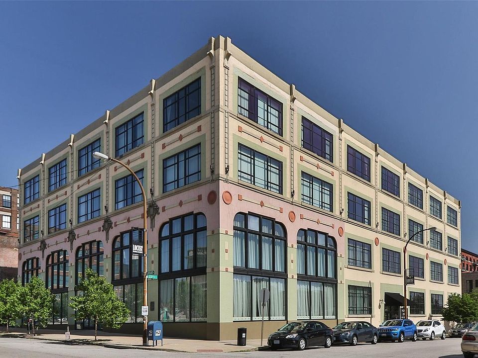 1st image of 2201-2215 Locust St #413