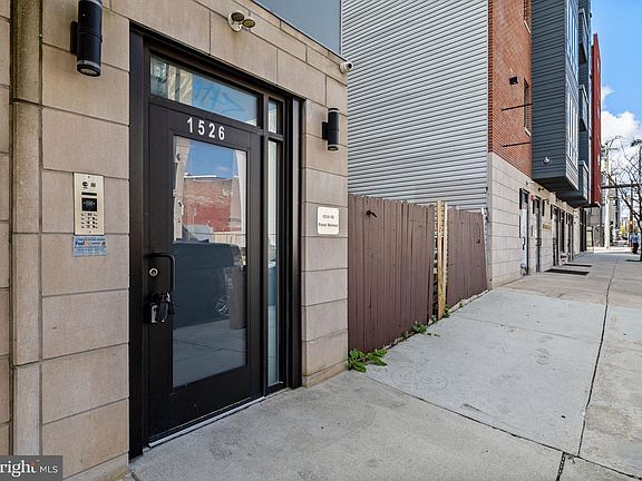 5th image of 1526 Ridge Ave #5-00