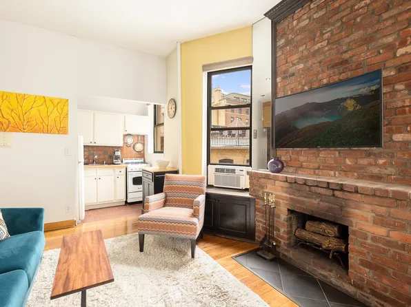 327 West 85th Street 4D image 2 of 8