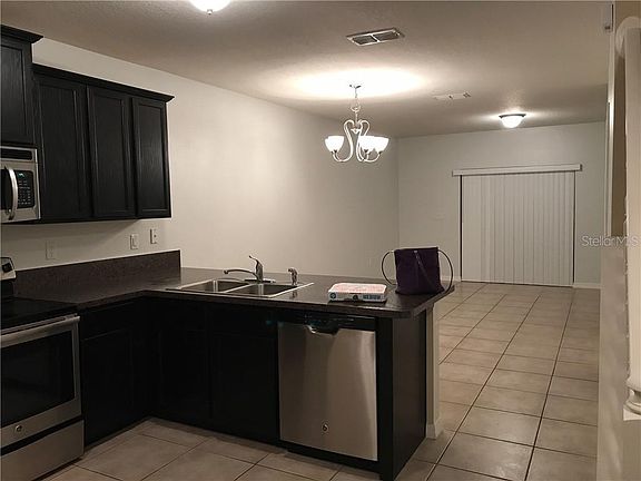 3rd image of 3141 Windleshore Way