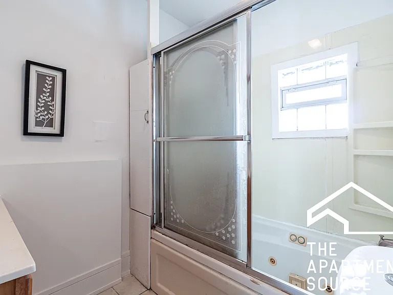 1634 N Whipple St #2 — Photo 10