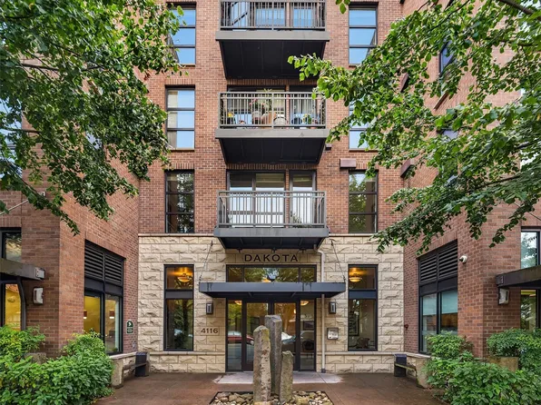 4116 California Avenue SW #201, Seattle, WA 98116