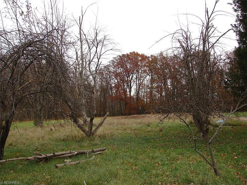 2nd image of 1749 Horseshoe Blvd