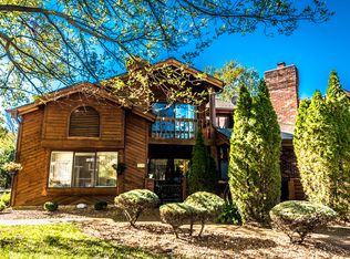 1707 Hemingway Ln, Weldon Spring, MO 63304