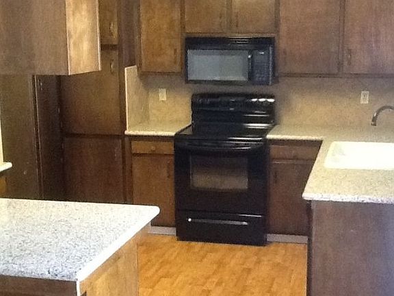 3rd image of 3121 Wollam Dr