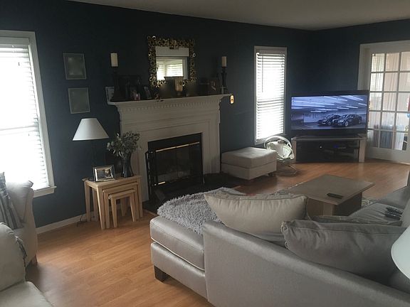 3rd image of 10613 Woodshire Way